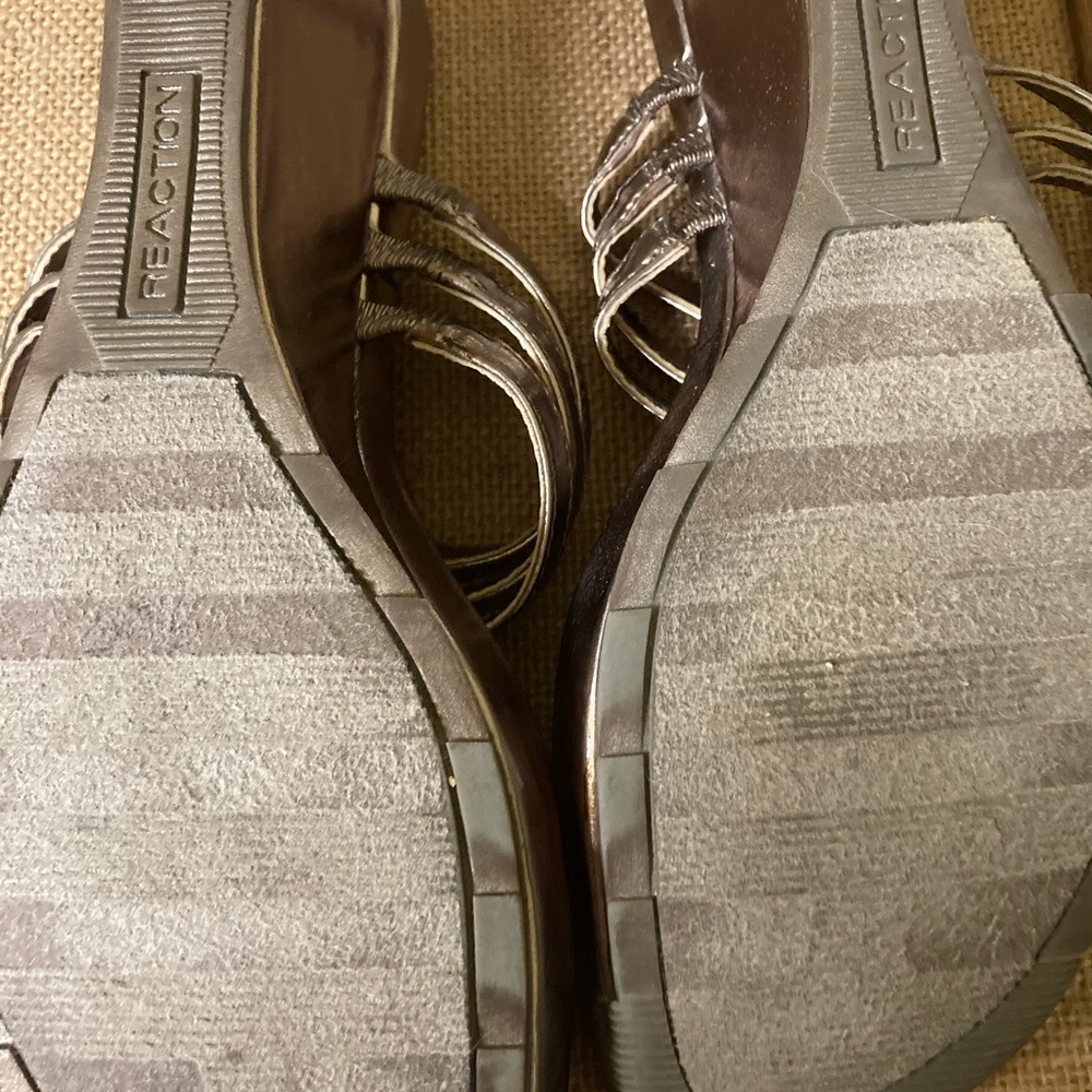 Kenneth Cole Reaction Sandals - Picture 2 of 3